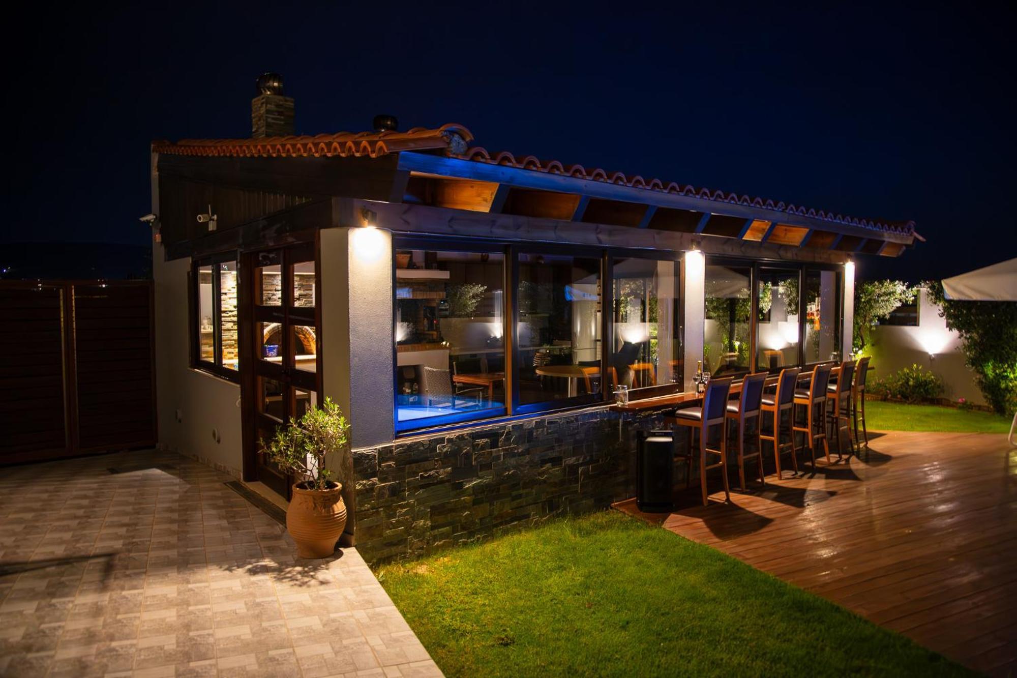 A Cozy Eco Villa By The Sea Γούβες Εξωτερικό φωτογραφία