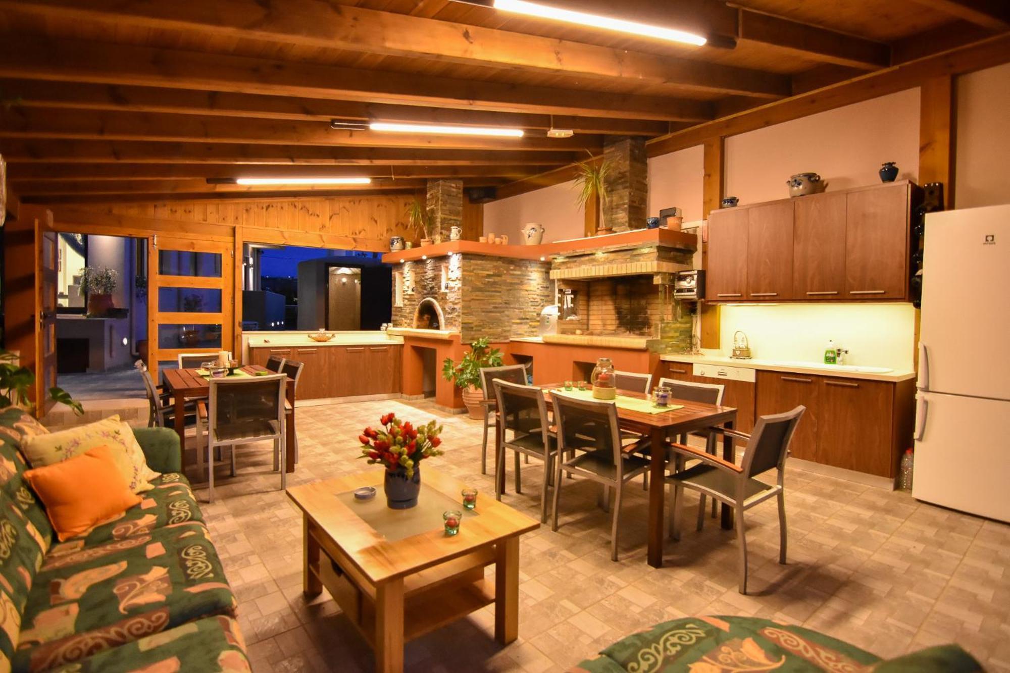 A Cozy Eco Villa By The Sea Γούβες Εξωτερικό φωτογραφία